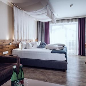 Kamer met een King Size Bed